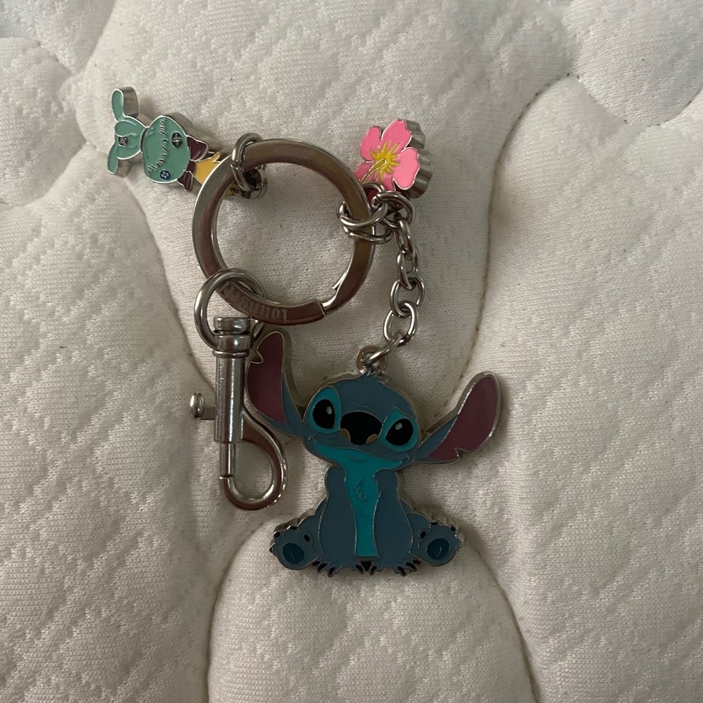 Loungefly stitch keychain